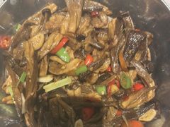 -鄱阳湖·江西小炒·瓦罐煨汤(五道口店)