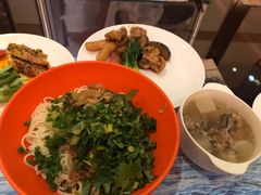 -扬子岛酒店(重庆洪崖洞解放碑店)