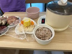 -雪梅月子中心(华侨城店)
