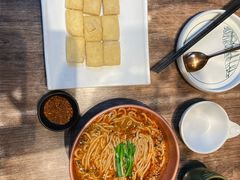 -云海肴云南菜(浦江欢乐颂店)