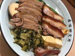 -狮头牌卤味研究所·卤味饭(花城汇南区店)