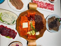 -墨居上隐·院子里火锅(峨眉店)