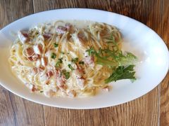 -玛格萝妮(汇智国际商业中心店)