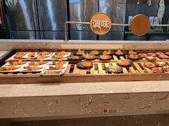 -山焱·炭火自助烤肉(周浦万达店)