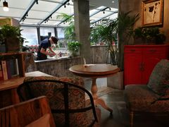 -HIGH FIVE哈福手工汉堡(桂林路店)