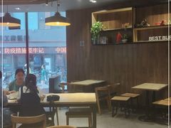 大堂-百富烤霸 烤鸡汉堡(长江路店)