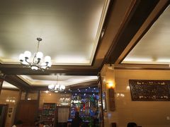 -山城年华老火锅(玉林店)