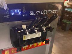 -卢大鲜鱼头捞饭(美利广场店)