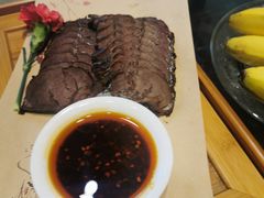 卤牛腱-茶叁酒肆·楚味江湖(菱角湖店)