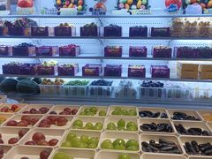 -涨巢·潮玩水疗局