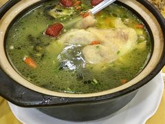 石耳土鸡汤-忆湘南(庐山店)