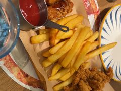 -必胜客(港城新天地店)