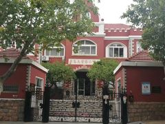 -青岛大学路小学