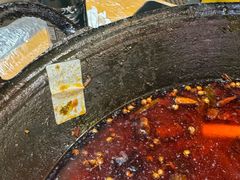 -鸿顺老铁锅美蛙鱼府(解放碑店)