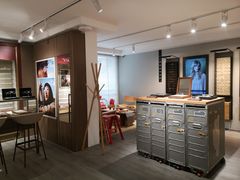 -目艮眼镜SHOWROOM(品牌集合店)