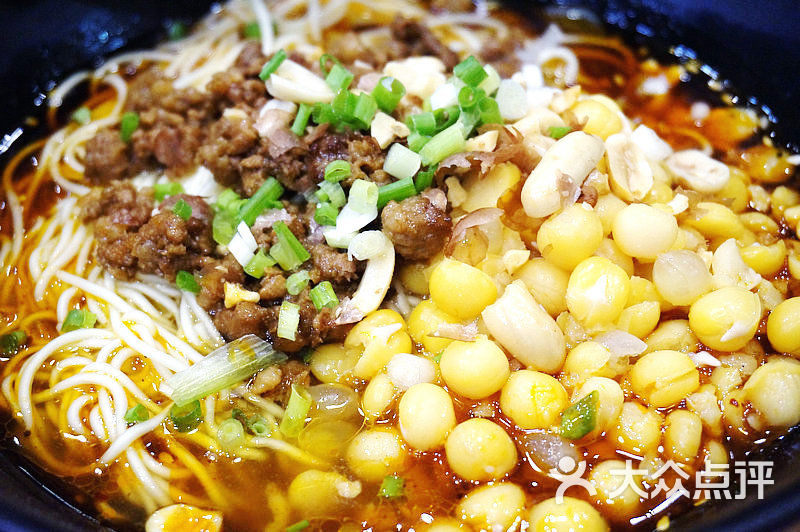 大白豌豆杂酱面