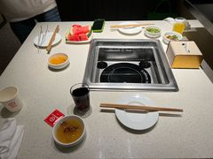 -海底捞火锅鲜切牛肉主题店(长寿路店)