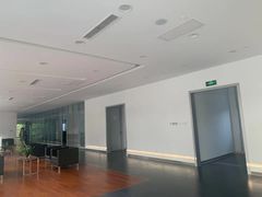 -河北盛世之星奔驰4S店(赵佗公园店)