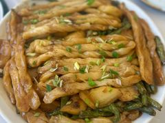 -何适山庄(水长城P2停车场店)