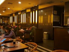 等位区-阿香米线(北京华联万柳店)