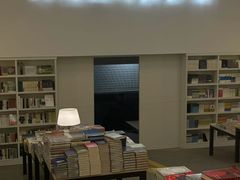 -先锋书店(五台山总店)