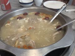 -光头药膳鸡(莱茵小镇店)