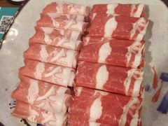 -毛辣果·贵州红酸汤牛肉火锅(西单店)