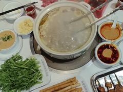 -清真·马坡烧烤涮牛肚·酸浆火锅(新区总店)