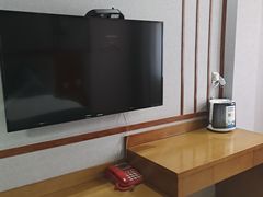 -宸玥酒店(成都西南财大地铁站店)