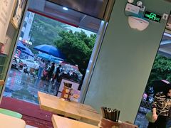 -银记肠粉店(南方医院店)