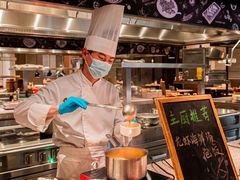 -贡厨全日制餐厅.海鲜自助餐.海味抢鲜(福州东湖万豪酒店)