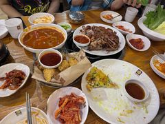 -喇喇排骨火锅·传统韩式脊骨汤(望京西园总店)