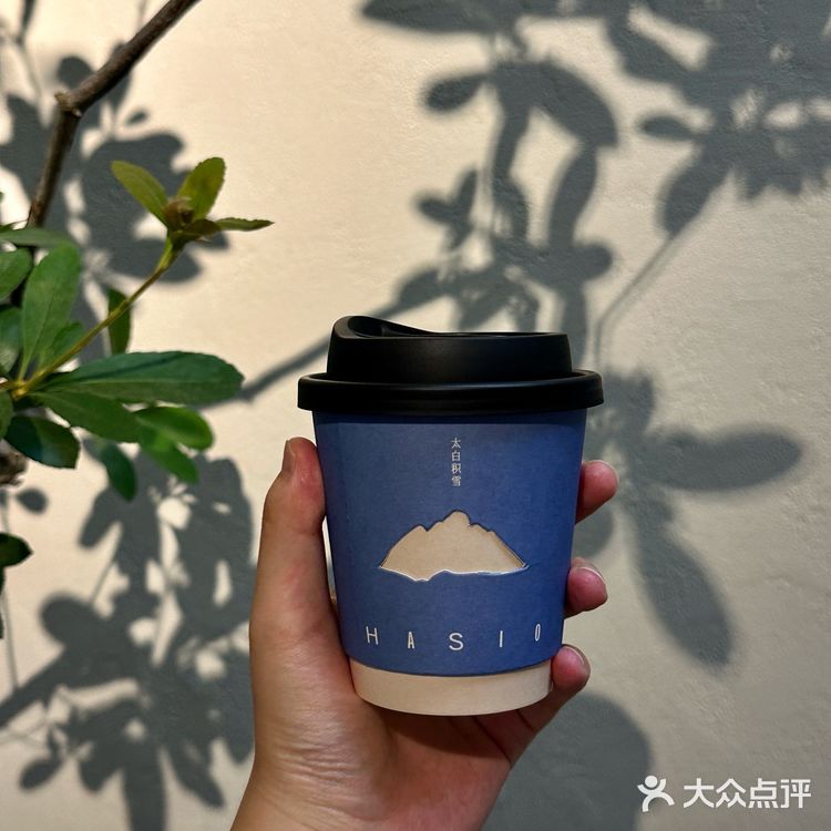 在西安这家咖啡店面前迷失了自我……