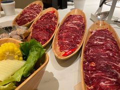 -左庭右院鲜牛肉火锅(金山万达店)