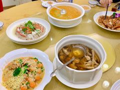 -老乡村美食农庄