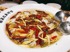 老坛子酸菜鱼-新太二·鲜料川菜(晶耀前滩店)