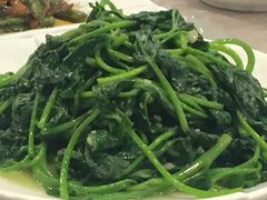 蒜蓉炒番薯叶-六婶西关小厨(光塔路店)