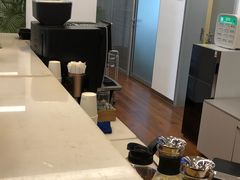 -北京鹏龙大道奔驰4S店(纪家庙店)