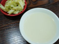 -花溪黄牛肉粉·金牌卤肉饭