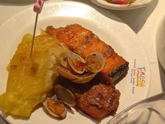 -领鲜活海鲜榴莲自助火锅(东门店)