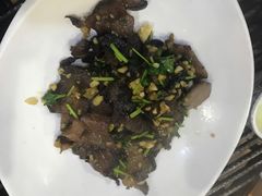 -老唐三下锅 ·张家界地标美食(溪布街店)
