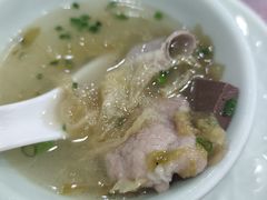 -卢六川汤肉(南方花园店)