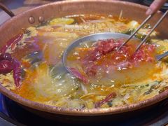 -洱火云南酸菜牛肉火锅(石景山当代商城店)