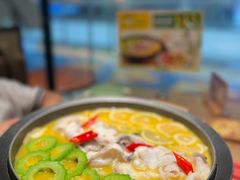 -山城外·非遗酸菜鱼(蜀都万达店)
