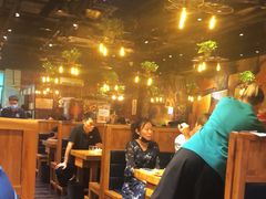 大堂-小俩口烧烤东北菜(双井店)