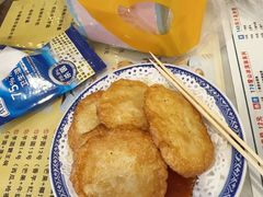 手打墨鱼饼-广信牛奶甜品世家(台东店)