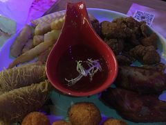 -樱花里音乐餐吧·牛扒椰子鸡(东圃店)