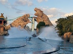 -七彩云南欢乐世界