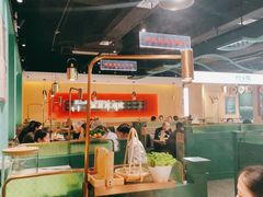 大堂-粤小煲鲜汤猪肚鸡(丹尼斯二天地店)