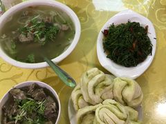 -穆豪麦蒸碗羊羔肉